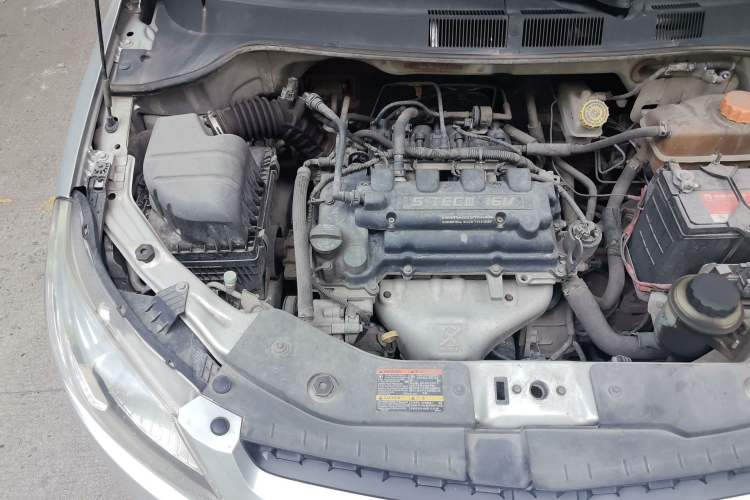 Used Chevrolet Sail 2013 Sedan 1.4L Manual - Youyi Happiness Edition Engine Bay Right