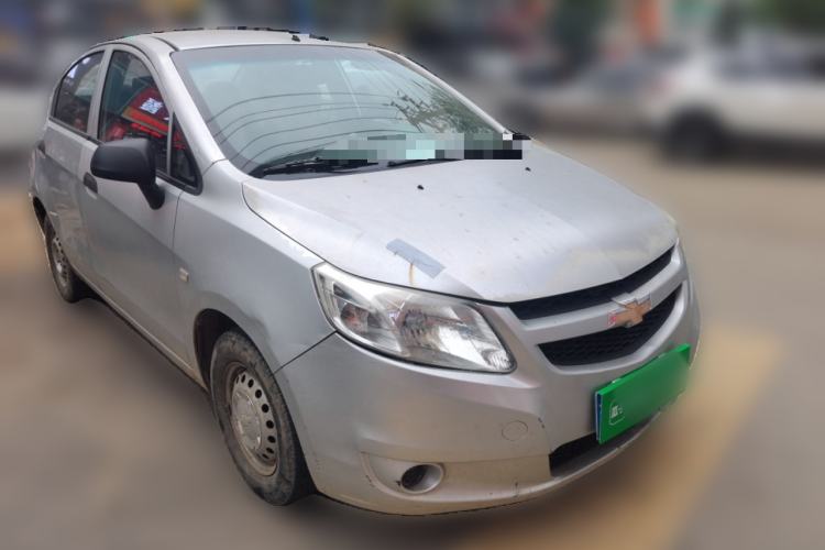 Used Chevrolet Sail 2013 Sedan 1.2L Manual Fashion Edition Front Right 45 Deg