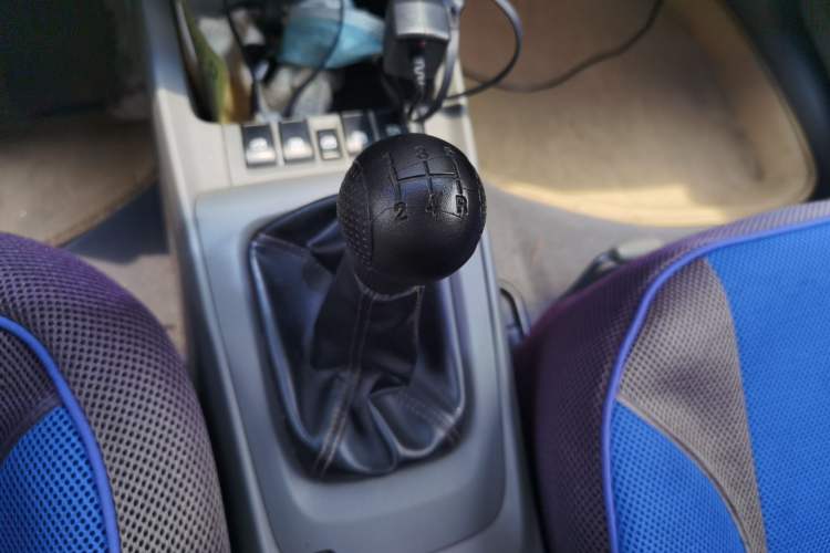Used Chevrolet Sail 2013 Sedan 1.4L Manual Happiness Edition II Gear Lever