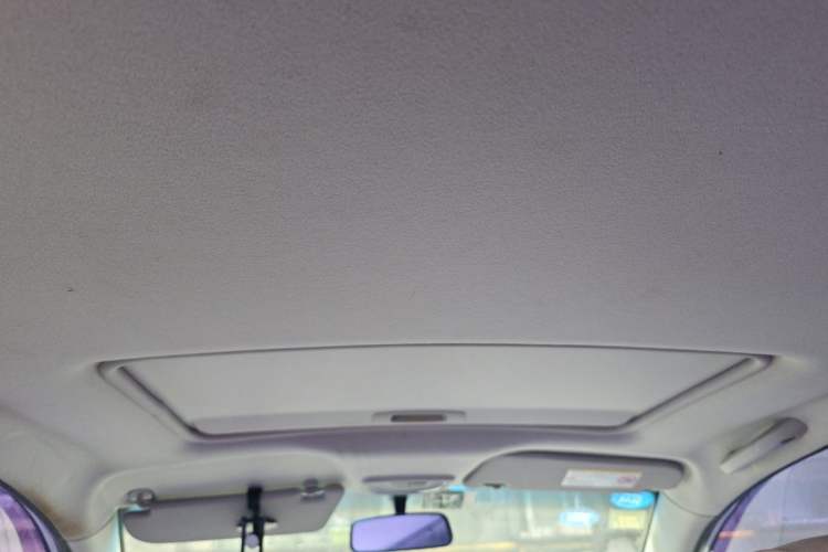 Used Chevrolet Sail 2013 Sedan 1.4L AMT Enjoy Edition Headliner
