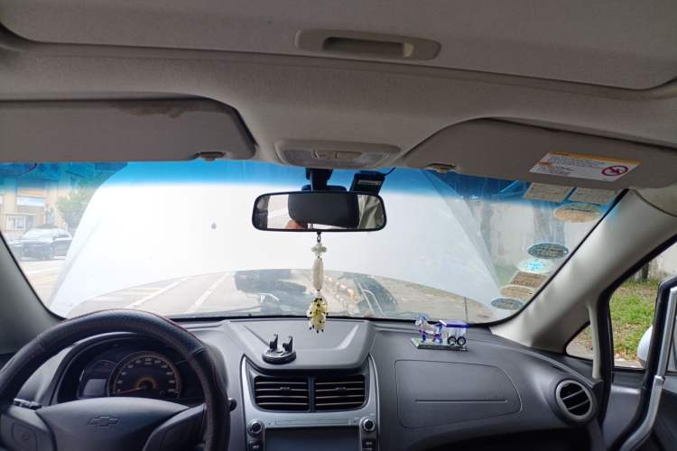 Used Chevrolet Sail 2013 Sedan 1.4L Manual - Youyi Happiness Edition Headliner