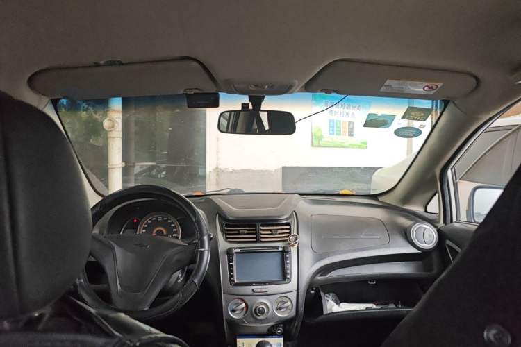 Used Chevrolet Sail 2013 Sedan 1.2L Manual Fashionable Happiness Edition Headliner
