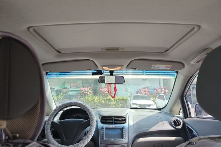 Used Chevrolet Sail 2013 Sedan 1.4L AMT Enjoy Edition Headliner