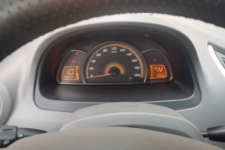Used Chevrolet Sail 2013 Sedan 1.4L AMT Enjoy Edition Instrument Cluster