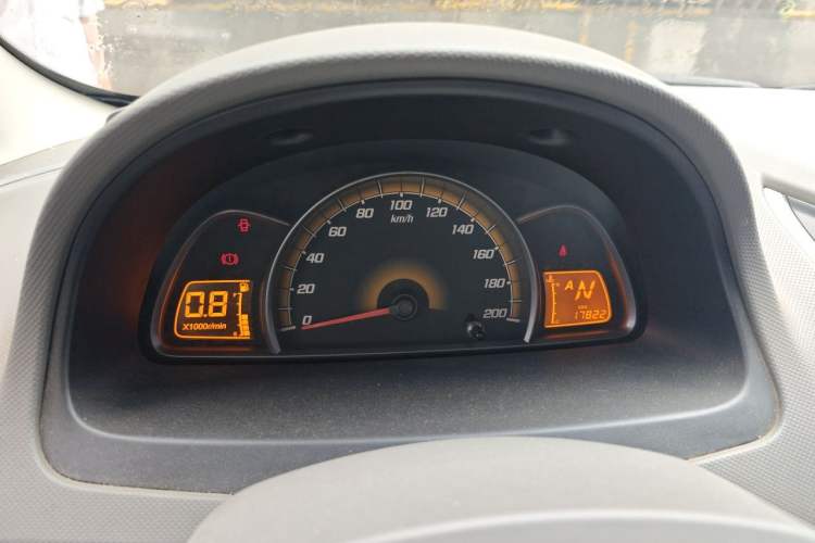 Used Chevrolet Sail 2013 Sedan 1.4L AMT Enjoy Edition Instrument Cluster
