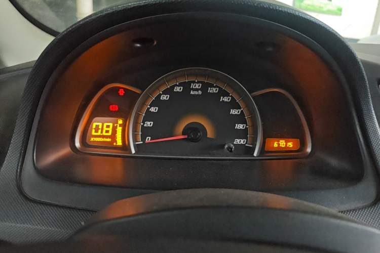 Used Chevrolet Sail 2013 Sedan 1.2L Manual Fashionable Happiness Edition Instrument Cluster
