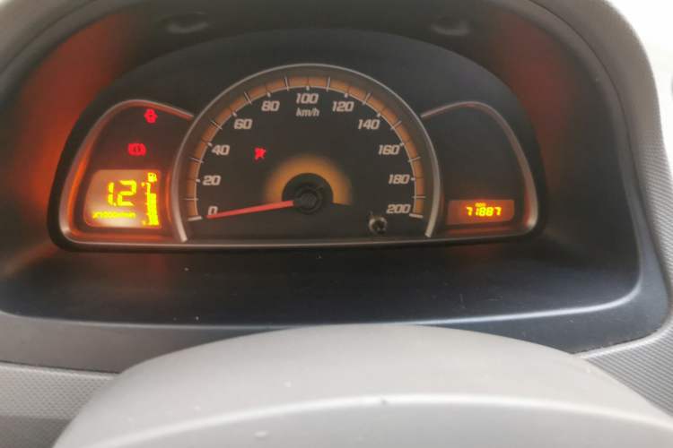 Used Chevrolet Sail 2013 Sedan 1.4L Manual Elegance Edition Instrument Cluster