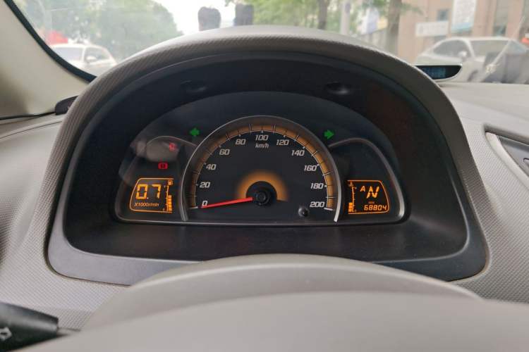 Used Chevrolet Sail 2013 Sedan 1.4L AMT Enjoy Edition Instrument Cluster
