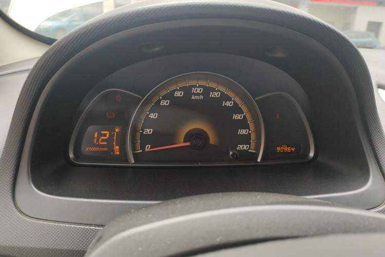 Used Chevrolet Sail 2013 Sedan 1.4L Manual - Youyi Happiness Edition Instrument Cluster