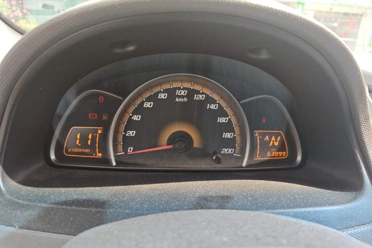 Used Chevrolet Sail 2013 Sedan 1.4L AMT Enjoy Edition Instrument Cluster