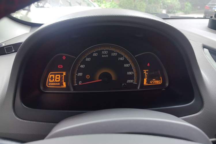 Used Chevrolet Sail 2013 Sedan 1.4L Manual - Youyi Happiness Edition Instrument Cluster