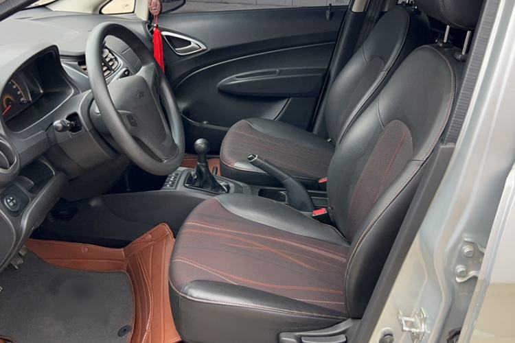 Used Chevrolet Sail 2013 Sedan 1.4L Manual Ideal Happiness Edition Interior 1