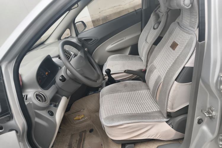 Used Chevrolet Sail 2013 Sedan 1.2L Manual Fashionable Happiness Edition Left Front Seat