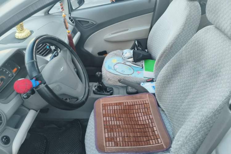 Used Chevrolet Sail 2013 Sedan 1.2L Manual Happiness Edition Left Front Seat