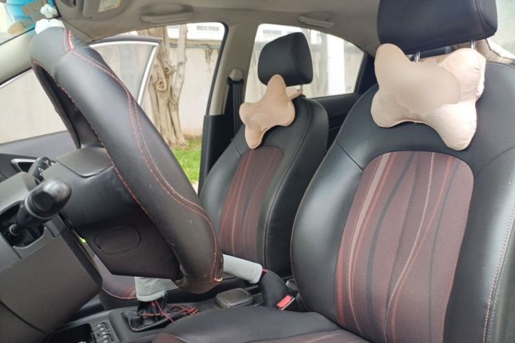 Used Chevrolet Sail 2013 Sedan 1.4L Manual - Youyi Happiness Edition Left Front Seat