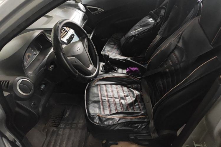 Used Chevrolet Sail 2013 Sedan 1.2L Manual Fashionable Happiness Edition Left Front Seat