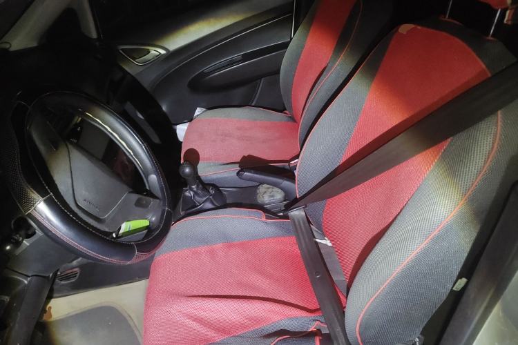 Used Chevrolet Sail 2013 Sedan 1.4L Manual Ideal Happiness Edition Left Front Seat