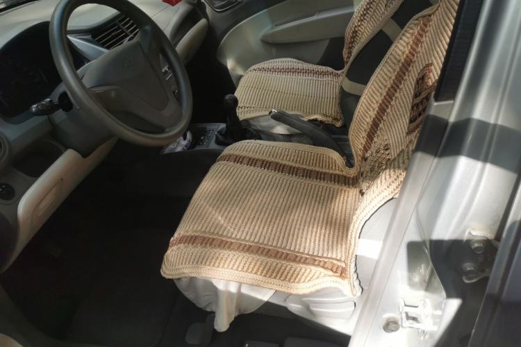 Used Chevrolet Sail 2013 Sedan 1.4L Manual Elegance Edition Left Front Seat