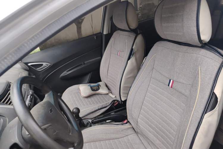 Used Chevrolet Sail 2013 Sedan 1.2L Manual Fashionable Happiness Edition Left Front Seat