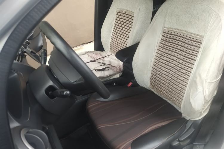 Used Chevrolet Sail 2013 Sedan 1.2L Manual Fashionable Happiness Edition Left Front Seat
