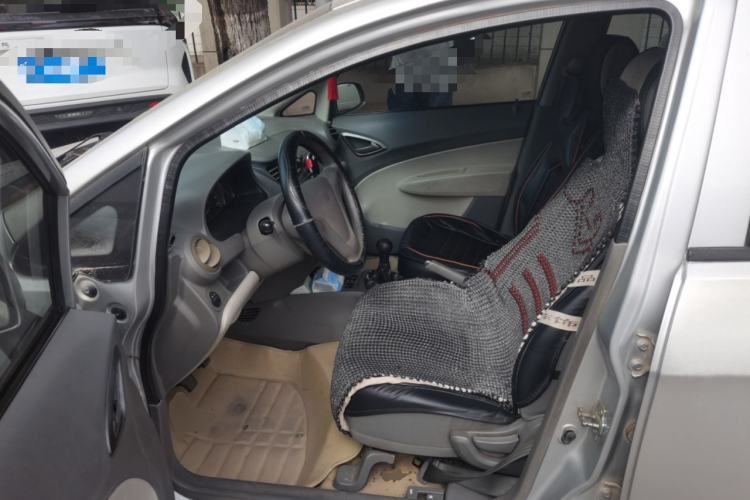 Used Chevrolet Sail 2013 Sedan 1.4L Manual Elegance Edition Left Front Seat
