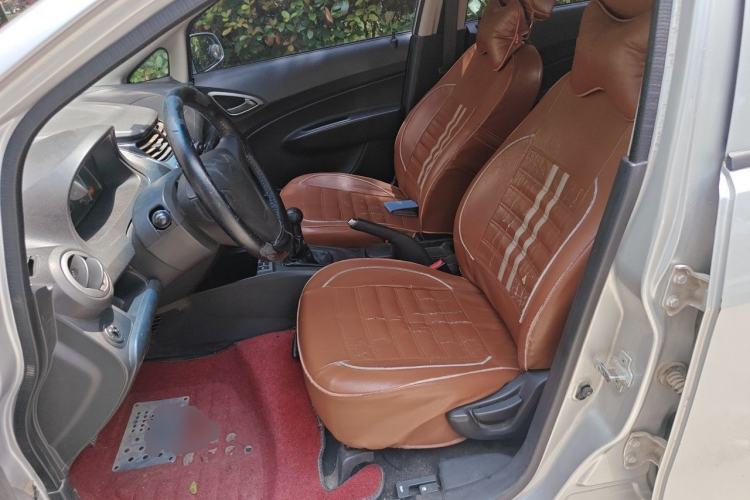 Used Chevrolet Sail 2013 Sedan 1.4L Manual - Youyi Happiness Edition Left Front Seat