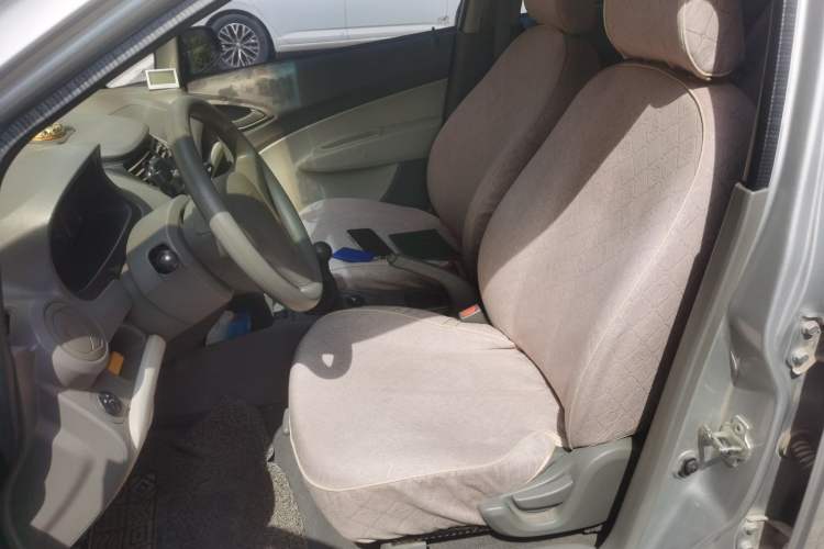 Used Chevrolet Sail 2013 Sedan 1.2L Manual Fashion Edition Left Front Seat
