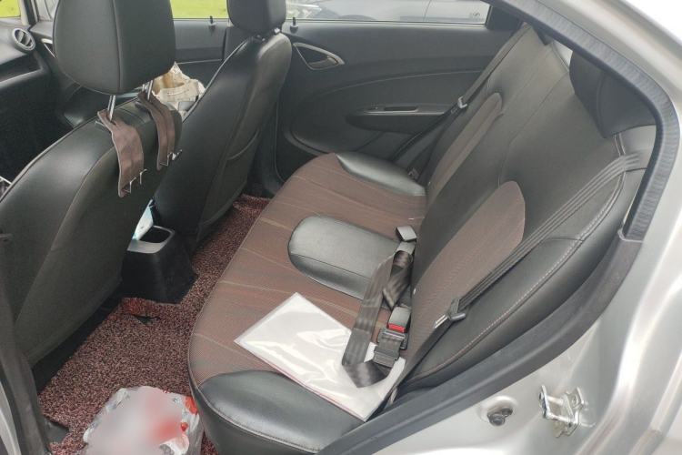 Used Chevrolet Sail 2013 Sedan 1.4L Manual - Youyi Happiness Edition Left Rear Seat