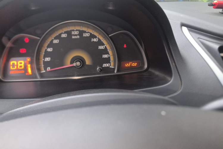 Used Chevrolet Sail 2013 Sedan 1.2L Manual Fashionable Happiness Edition Odometer Close Up