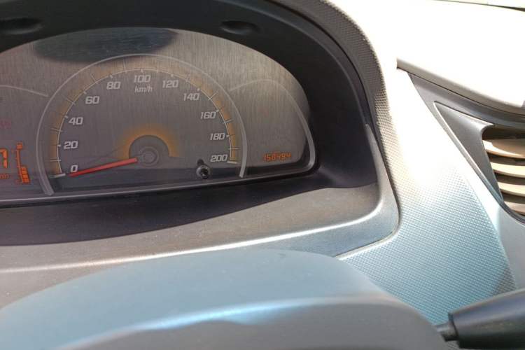 Used Chevrolet Sail 2013 Sedan 1.2L Manual Warm Edition Odometer Close Up