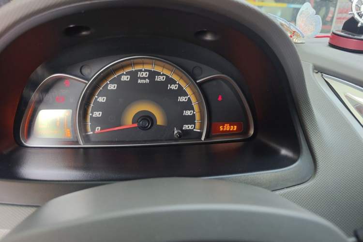 Used Chevrolet Sail 2013 Sedan 1.4L Manual Ideal Edition Odometer Close Up