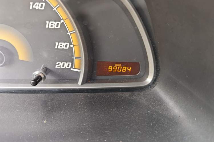 Used Chevrolet Sail 2013 Sedan 1.2L Manual Fashion Edition Odometer Close Up
