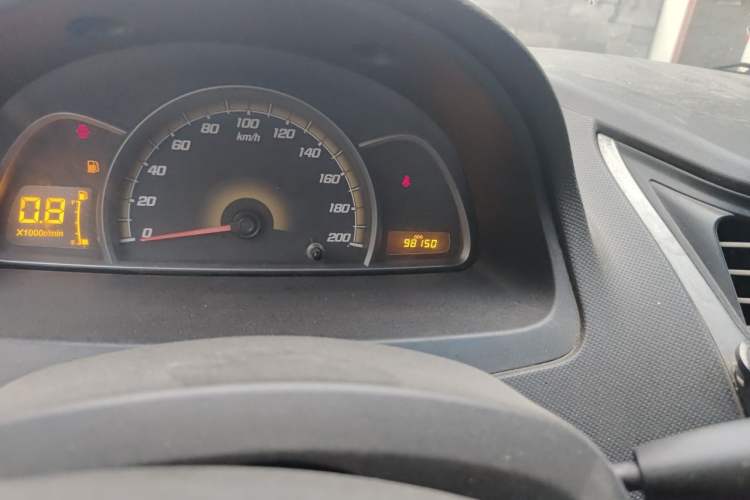 Used Chevrolet Sail 2013 Sedan 1.2L Manual Fashionable Happiness Edition Odometer Close Up
