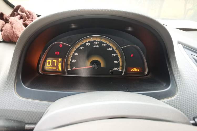 Used Chevrolet Sail 2013 Sedan 1.2L Manual Warm Edition Odometer Close Up