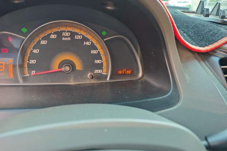 Used Chevrolet Sail 2013 Sedan 1.4L Manual - Youyi Happiness Edition Odometer Close Up