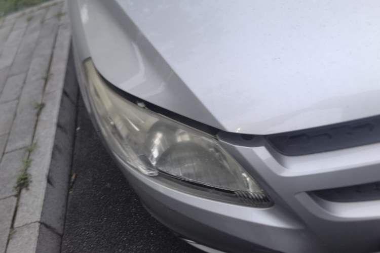 Used Chevrolet Sail 2013 Sedan 1.2L Manual Fashionable Happiness Edition Right Front Headlight