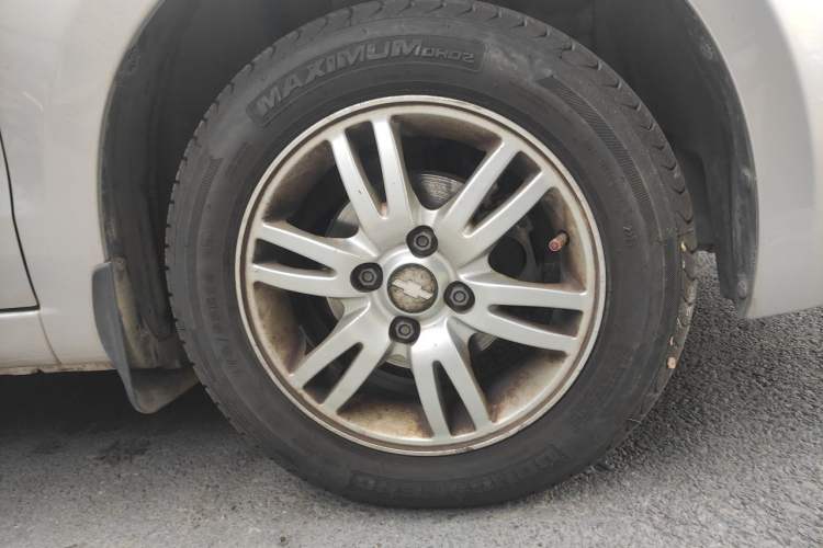 Used Chevrolet Sail 2013 Sedan 1.4L Manual Ideal Happiness Edition Right Front Wheel Hub