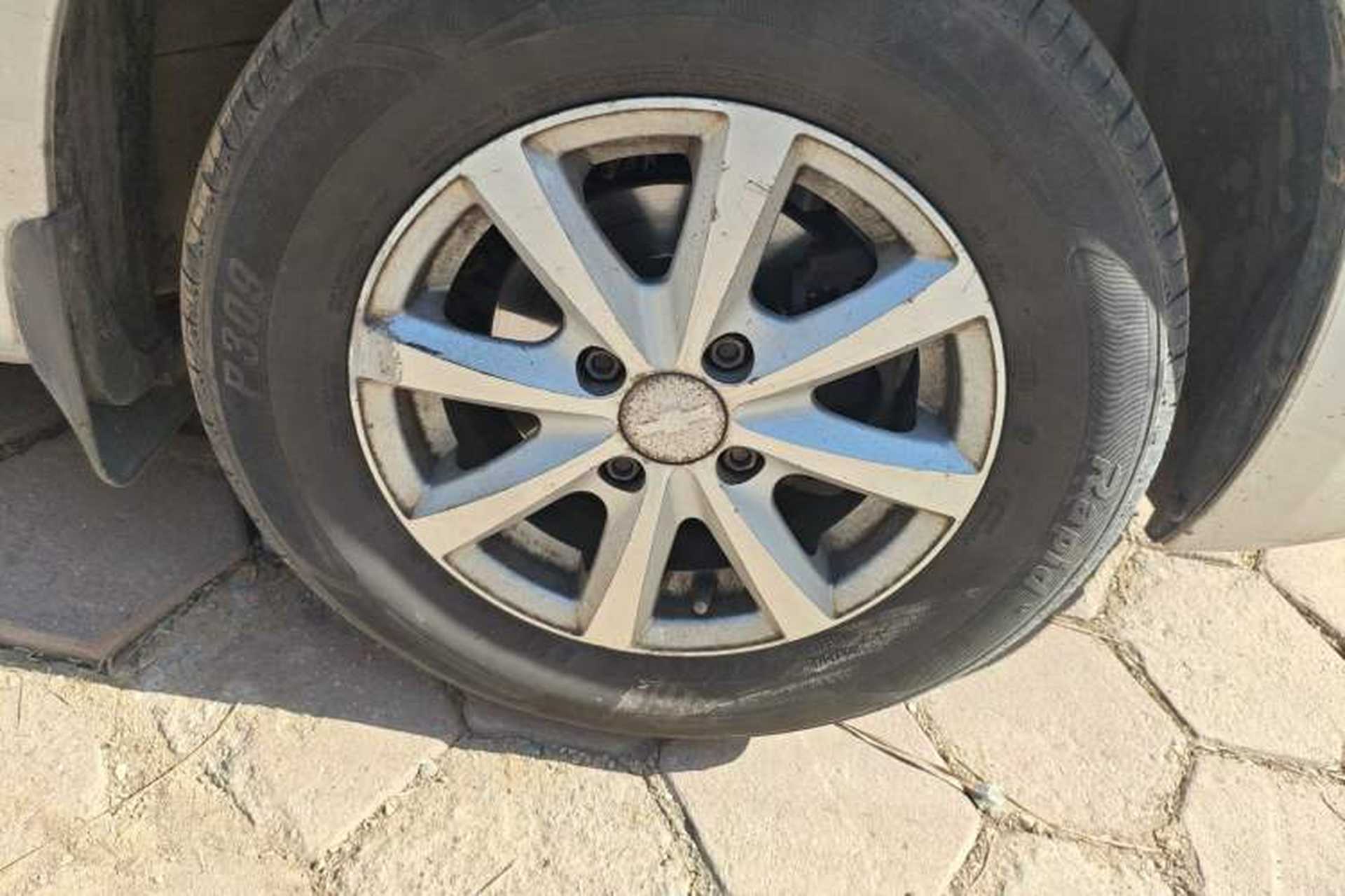 Used Chevrolet Sail 2013 Sedan 1.2L Manual Fashionable Happiness Edition Right Front Wheel Hub