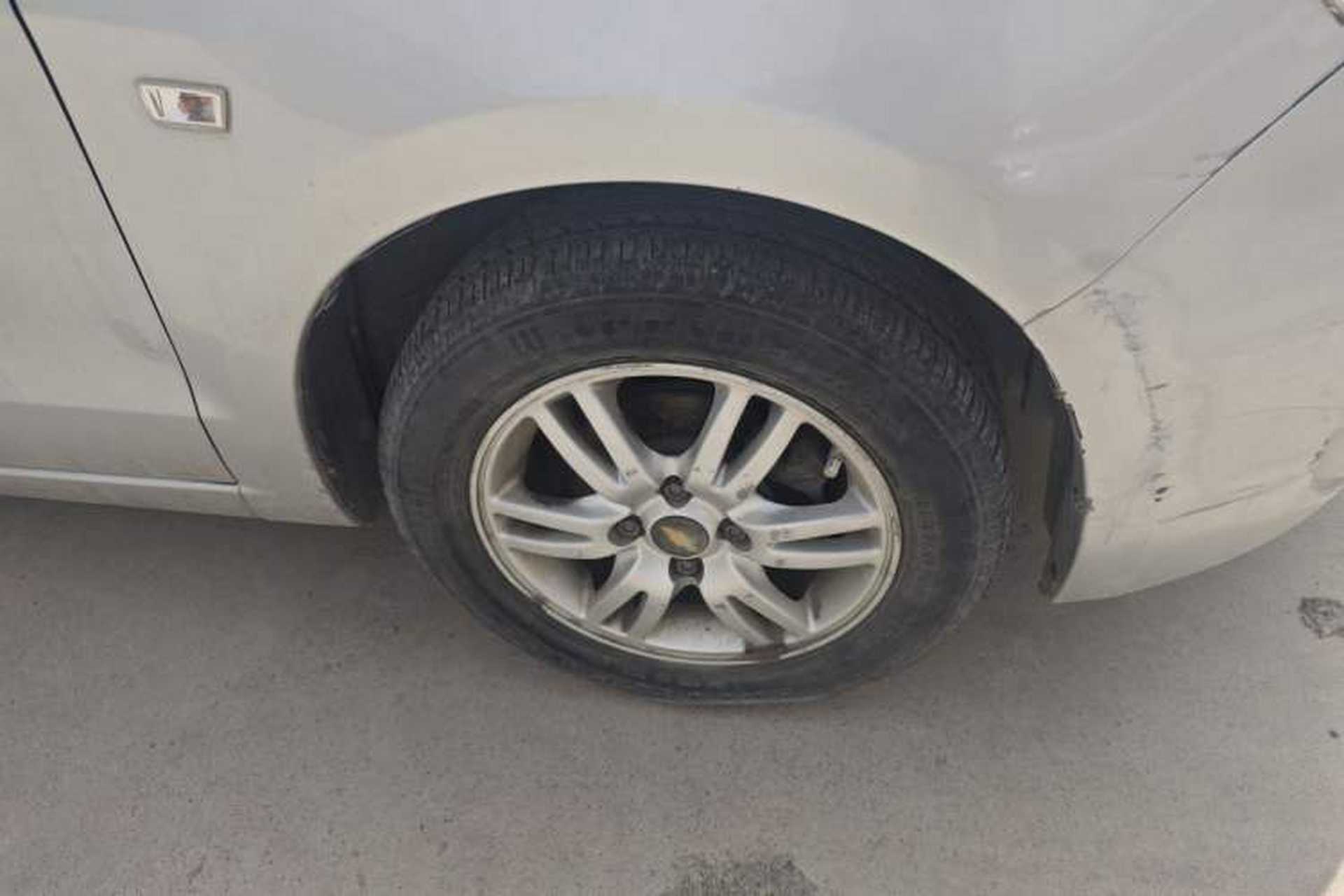Used Chevrolet Sail 2013 Sedan 1.4L Manual - Youyi Happiness Edition Right Front Wheel Hub