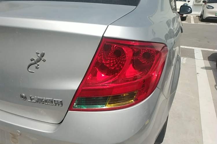 Used Chevrolet Sail 2013 Sedan 1.2L Manual Fashionable Happiness Edition Right Rear Taillight