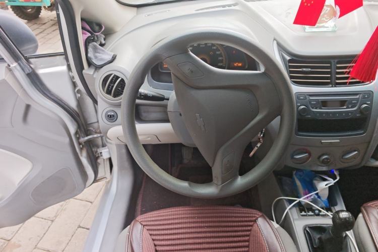 Used Chevrolet Sail 2013 Sedan 1.2L Manual Fashionable Happiness Edition Steering Wheel