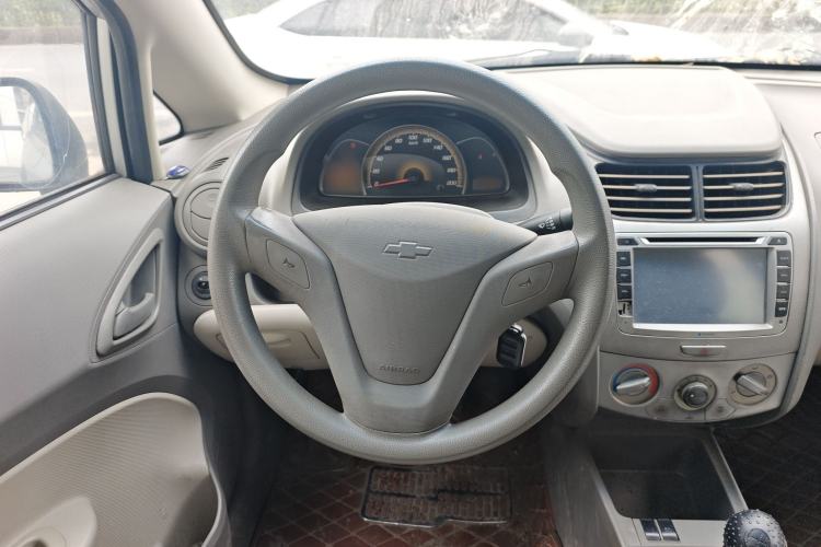 Used Chevrolet Sail 2013 Sedan 1.2L Manual Warm Edition Steering Wheel