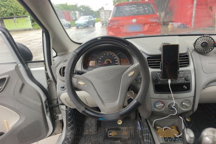 Used Chevrolet Sail 2013 Hatchback 1.2L AMT Ideal Edition Steering Wheel
