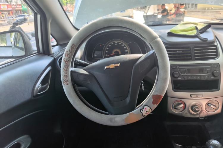 Used Chevrolet Sail 2013 Sedan 1.2L Manual Fashionable Happiness Edition Steering Wheel