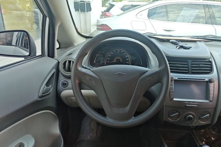Used Chevrolet Sail 2013 Sedan 1.2L Manual Fashionable Happiness Edition Steering Wheel