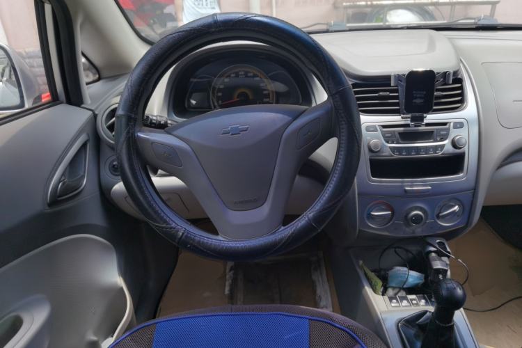 Used Chevrolet Sail 2013 Sedan 1.4L Manual Happiness Edition II Steering Wheel