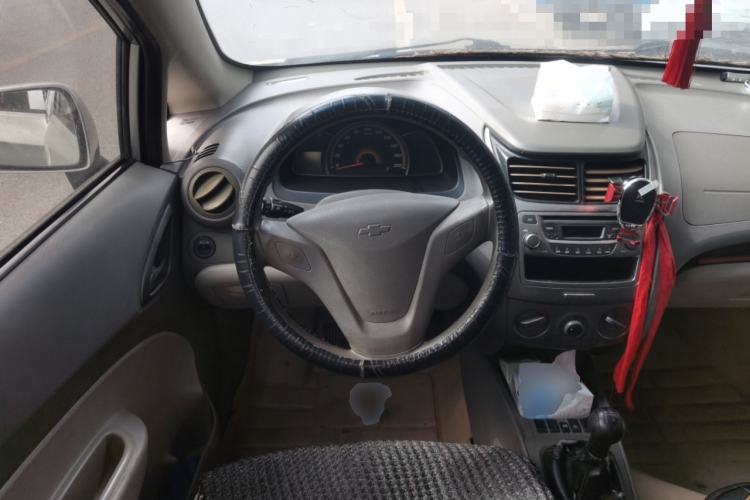 Used Chevrolet Sail 2013 Sedan 1.4L Manual Elegance Edition Steering Wheel