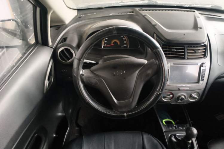 Used Chevrolet Sail 2013 Sedan 1.2L Manual Fashionable Happiness Edition Steering Wheel