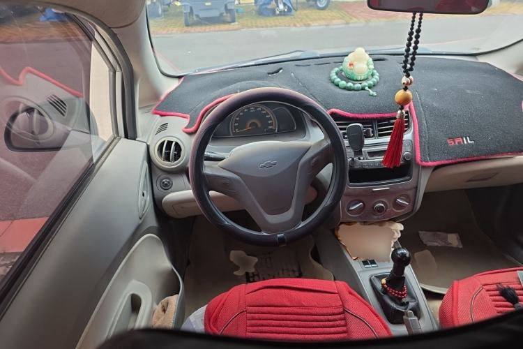 Used Chevrolet Sail 2013 Sedan 1.2L Manual Warm Edition Steering Wheel