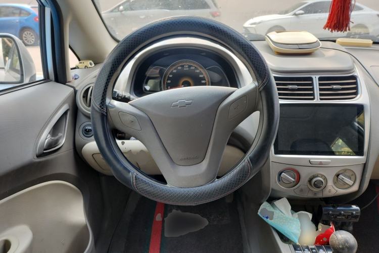 Used Chevrolet Sail 2013 Sedan 1.4L Manual Happiness Edition II Steering Wheel